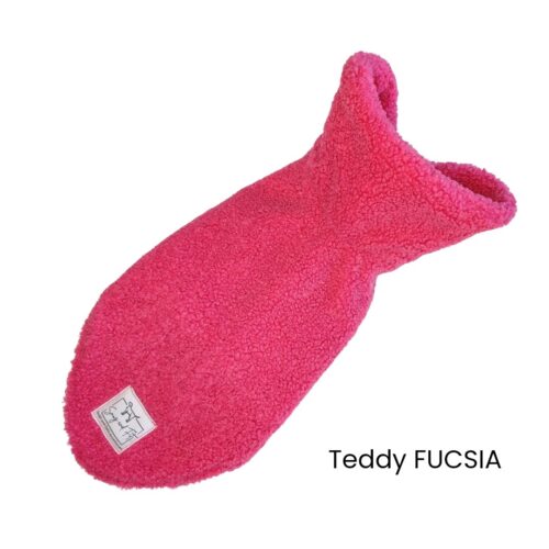 PRODOTTO ESAURITO - Cappottino per cani Snug&Fit in morbido Teddy - FUCSIA - Limited Edition - Realizzato a mano