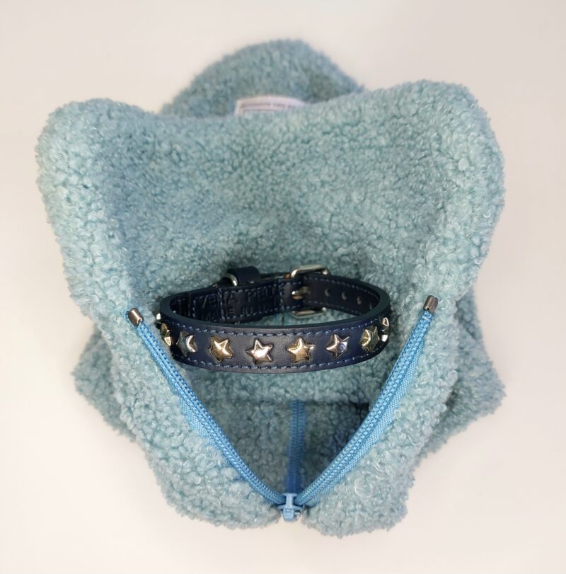 Cappottino per cani Snug&Fit in morbido Teddy - CELESTE - Limited Edition - Realizzato a mano - immagine 5
